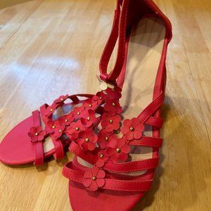 AVON Brand New Coral Sandal With Floral Embellishment (Size 9)